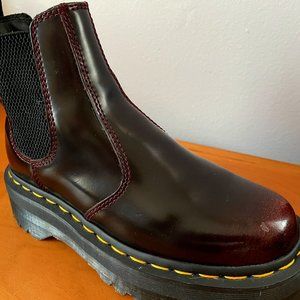 Dr Martens burgundy 2976 platform chelsea boots